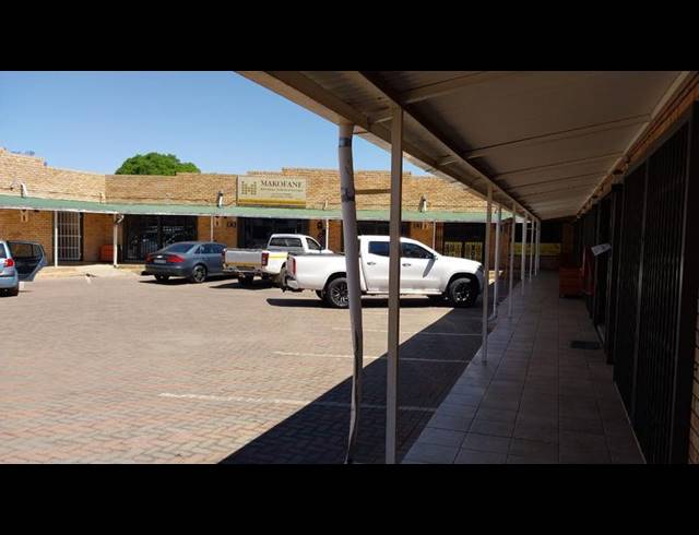 BUSINESS PROPERTY TO RENT IN GREENHILLS